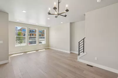4246 W Bergen Ln, Lehi, UT 84048 - Photo 5
