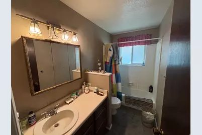 1146 S 1000 E, Clearfield, UT 84015 - Photo 9