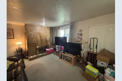 1146 S 1000 E, Clearfield, UT 84015 - Photo 5