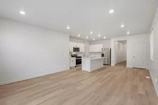 876 E Eden St, Eagle Mountain, UT 84005 - Photo 11