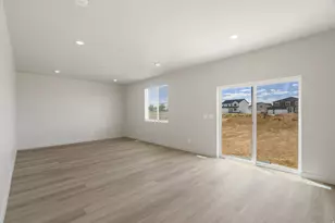 243 E 770 N, Santaquin, UT 84655 - Photo 11