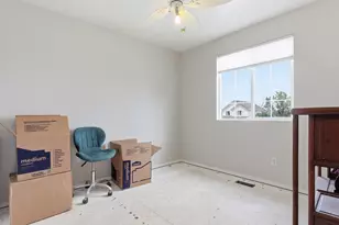 5416 S 4225 W, Roy, UT 84067 - Photo 13