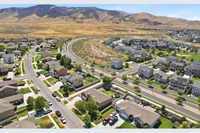 3347 S Red Tailed Crescent Dr, Saratoga Springs, UT 84045 - Photo 45
