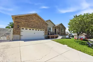 3347 S Red Tailed Crescent Dr, Saratoga Springs, UT 84045 - Photo 7