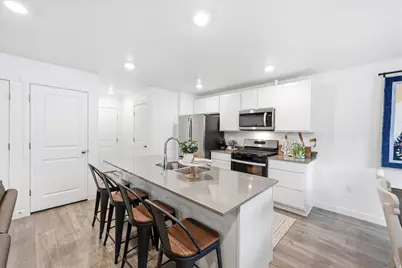 1123 W Hidden Spring Dr, Santaquin, UT 84655 - Photo 9
