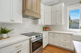 1974 W 9325 S, West Jordan, UT 84088 - Photo 3