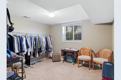 557 S Moss Hill Dr, Bountiful, UT 84010 - Photo 23