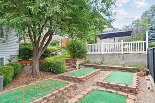 557 S Moss Hill Dr, Bountiful, UT 84010 - Photo 25