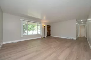 6871 S Springbrook Way E, Cottonwood Heights, UT 84121 - Photo 5