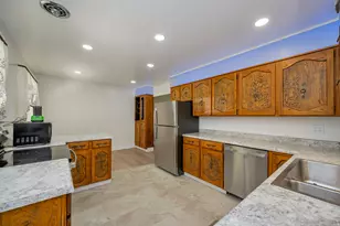 6871 S Springbrook Way E, Cottonwood Heights, UT 84121 - Photo 11