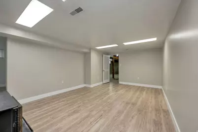 6871 S Springbrook Way E, Cottonwood Heights, UT 84121 - Photo 27