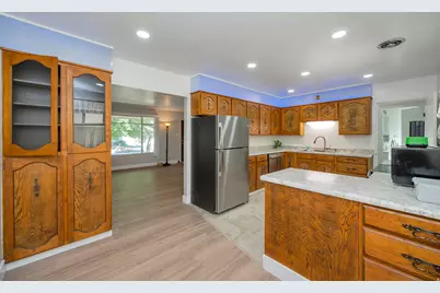 6871 S Springbrook Way E, Cottonwood Heights, UT 84121 - Photo 9