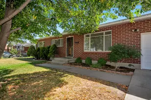 6871 S Springbrook Way E, Cottonwood Heights, UT 84121 - Photo 3