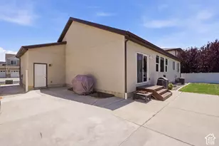 699 S Jubilee Dr, Saratoga Springs, UT 84045 - Photo 7
