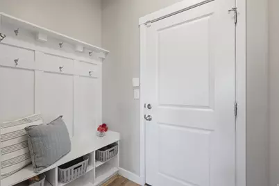699 S Jubilee Dr, Saratoga Springs, UT 84045 - Photo 37