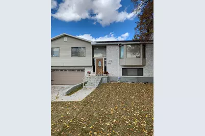 220 W Mill Rd, Ferron, UT 84523 - Photo 1