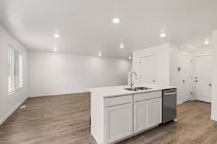 1721 E Albion Dr, Salem, UT 84653 - Photo 17