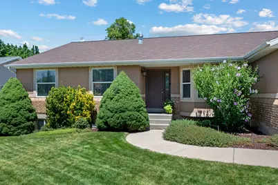 1597 E 11400 S, Sandy, UT 84092 - Photo 3