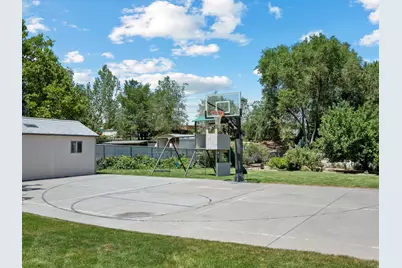 1597 E 11400 S, Sandy, UT 84092 - Photo 47