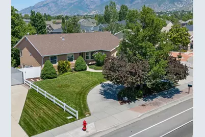 1597 E 11400 S, Sandy, UT 84092 - Photo 51