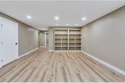 3268 W 1025 N, Layton, UT 84041 - Photo 29