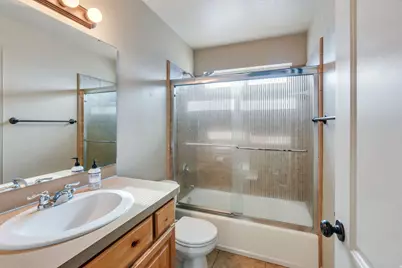 3268 W 1025 N, Layton, UT 84041 - Photo 27