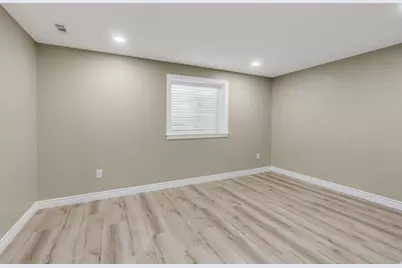 3268 W 1025 N, Layton, UT 84041 - Photo 31