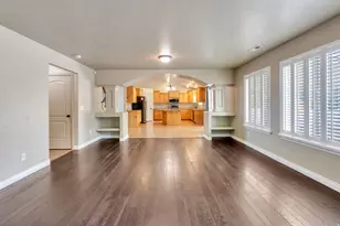 3268 W 1025 N, Layton, UT 84041 - Photo 3