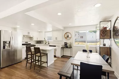 2042 N 630 W, Clinton, UT 84015 - Photo 9