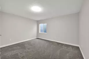 9871 N Bedford Ct, Highland, UT 84003 - Photo 27