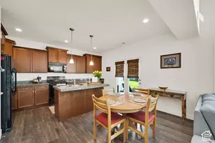 12772 S Village Creek Dr, Riverton, UT 84065 - Photo 5
