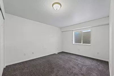 309 E 1525 N, Layton, UT 84041 - Photo 23