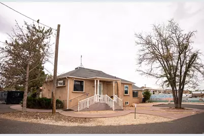 1545 W State St, Hurricane, UT 84737 - Photo 15