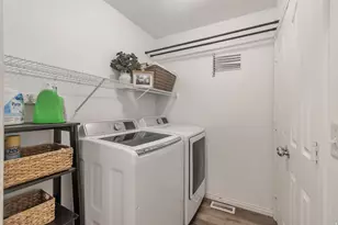 251 S Parkside Ct, Provo, UT 84601 - Photo 23