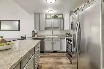 251 S Parkside Ct, Provo, UT 84601 - Photo 7