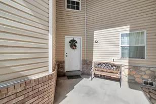 251 S Parkside Ct, Provo, UT 84601 - Photo 3