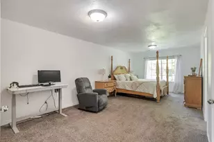 251 S Parkside Ct, Provo, UT 84601 - Photo 13