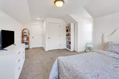 10262 S Millerton Dr, South Jordan, UT 84009 - Photo 13