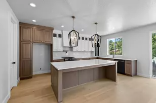 1548 N 275 W, Orem, UT 84057 - Photo 13