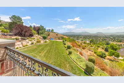 3331 W Bear Canyon Ln N, Cedar Hills, UT 84062 - Photo 3