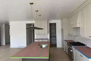 763 W Summerhill Ln, Centerville, UT 84014 - Photo 5