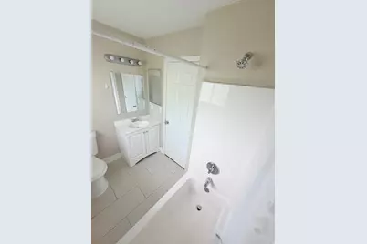 627 S Jake Garn Blvd, Salt Lake City, UT 84104 - Photo 15
