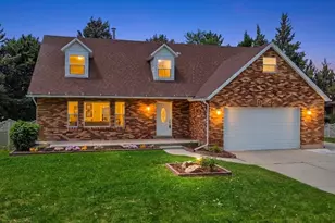 10866 S Savannah Dr E, Sandy, UT 84094 - Photo 3