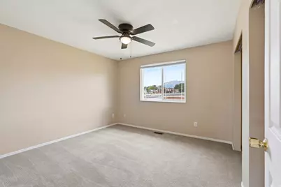 5622 S 2950 W, Roy, UT 84067 - Photo 11