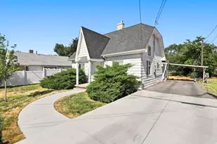 350 N 1100 W, West Bountiful, UT 84087 - Photo 3