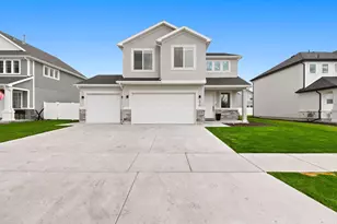 374 W Ropelato Dr, Nibley, UT 84321 - Photo 3
