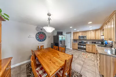 1170 Thornfield Rd, Kaysville, UT 84037 - Photo 17