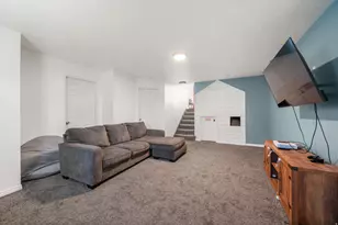 676 E 100 N, American Fork, UT 84003 - Photo 17