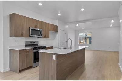 1445 S 470 St E #152, Ogden, UT 84404 - Photo 5