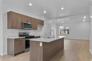 1445 S 470 St E, Ogden, UT 84404 - Photo 5